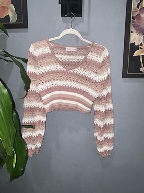 Willow & Wind Cropped Knit Sweater - Stripes Sz Medium